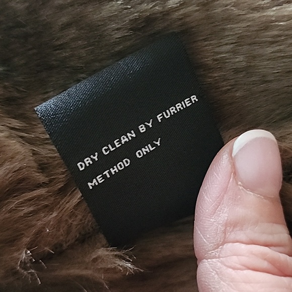 Jones New York Brown Teddy Jacket with Faux Fur Trim.New No Tag. - Picture 9 of 9